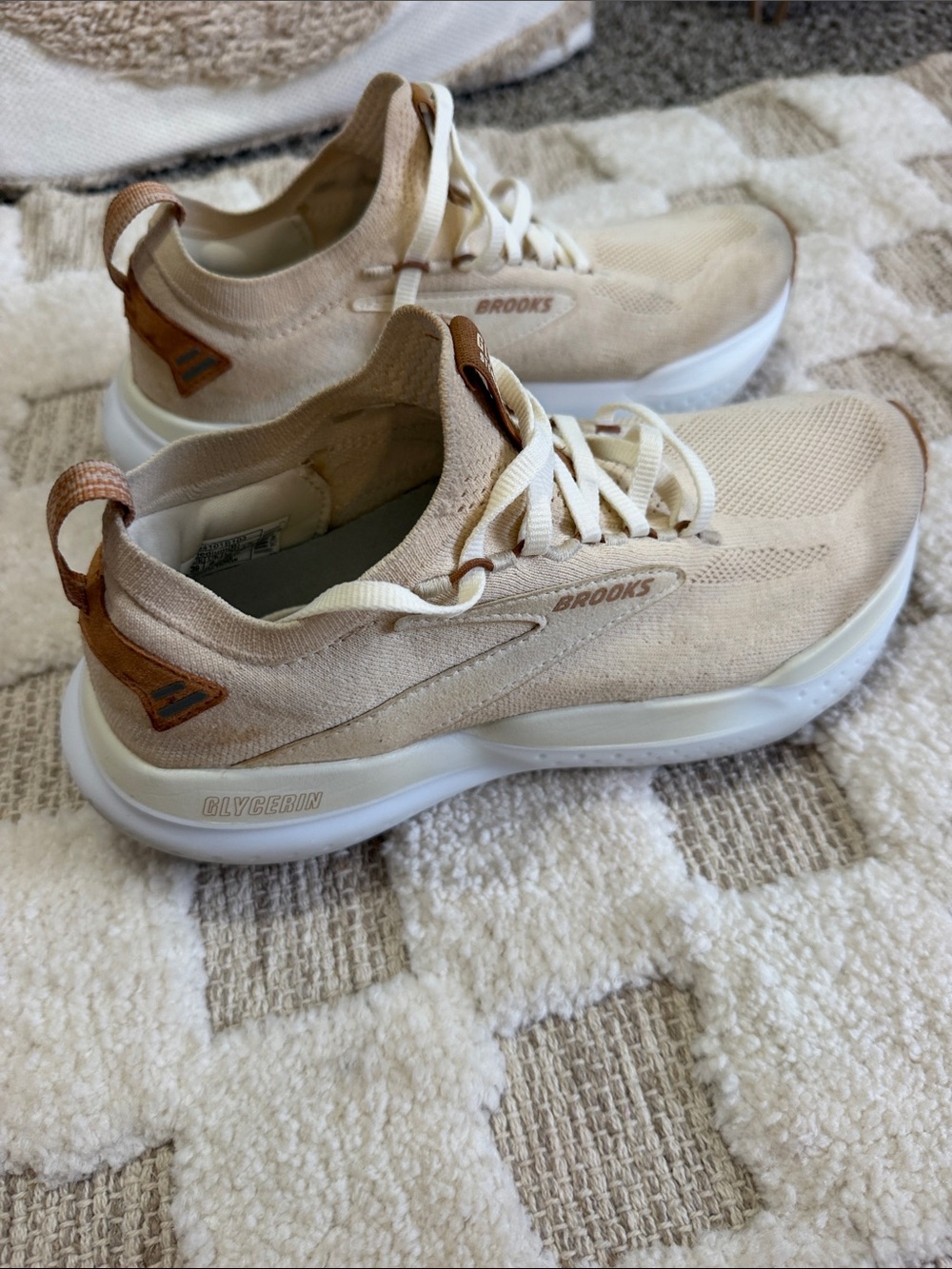 Brooks Men’s Glycerin Running Sneakers — Light Tan with Brown Accents